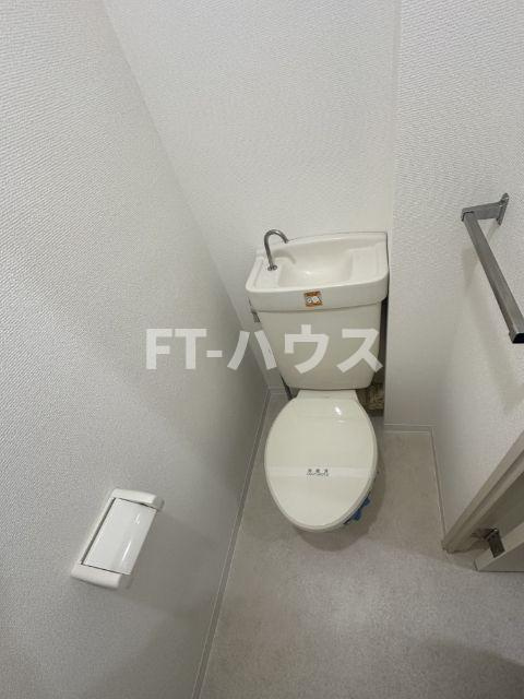 T's  Court（ティーズコート）のトイレ