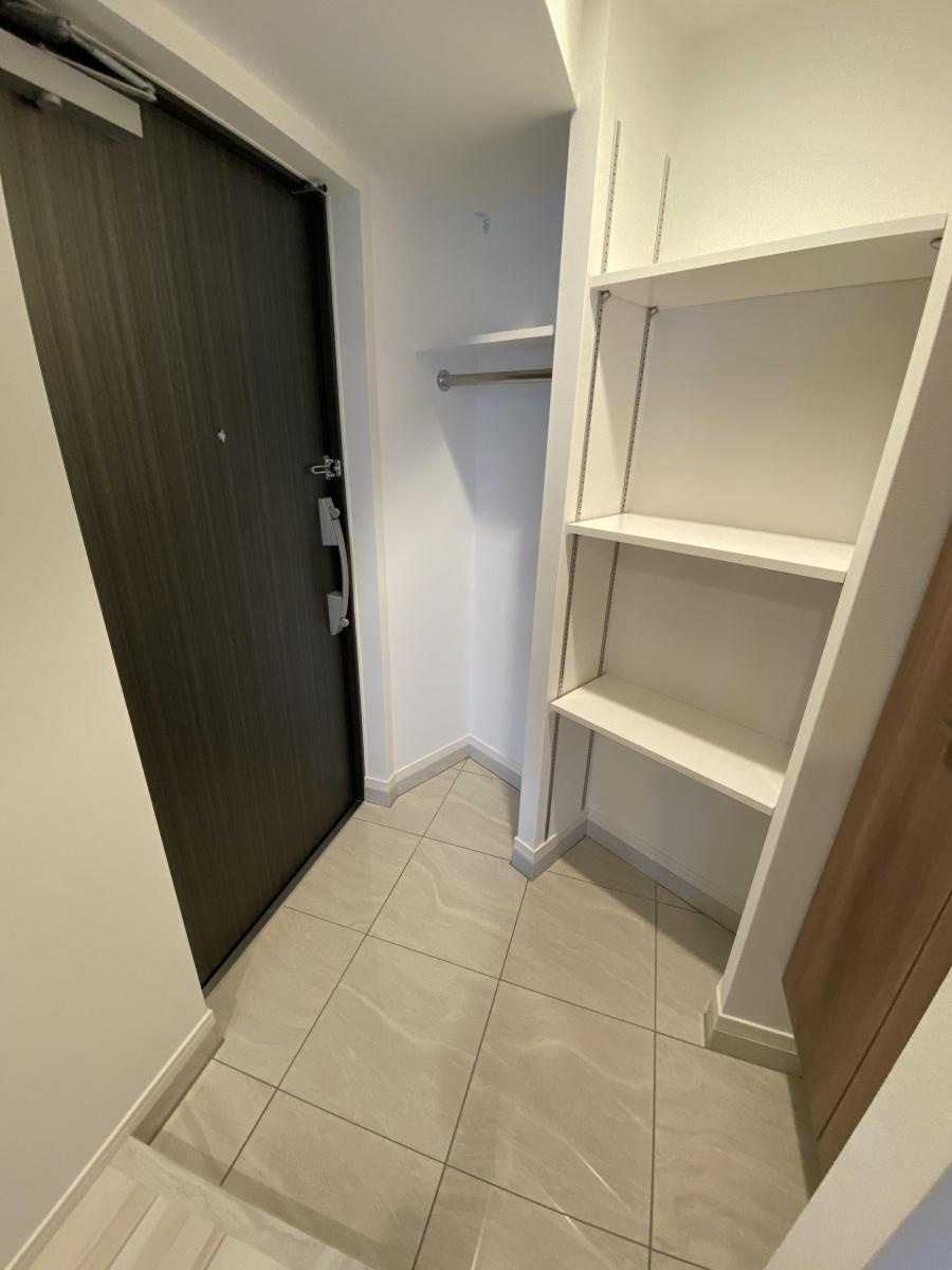S-RESIDENCE押上Blossomの玄関
