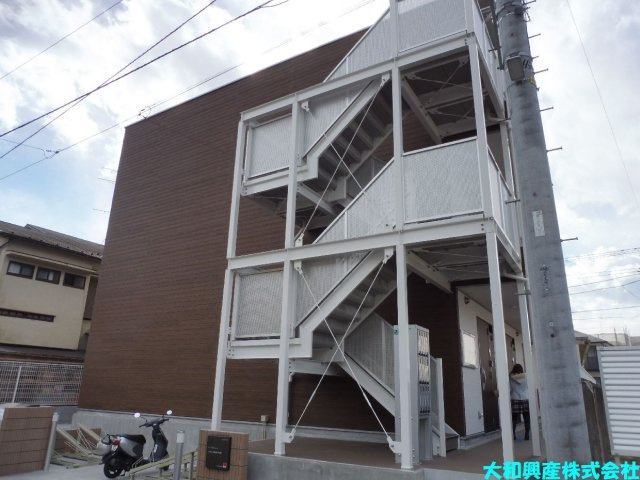 リブリ・URBAN　TRUST