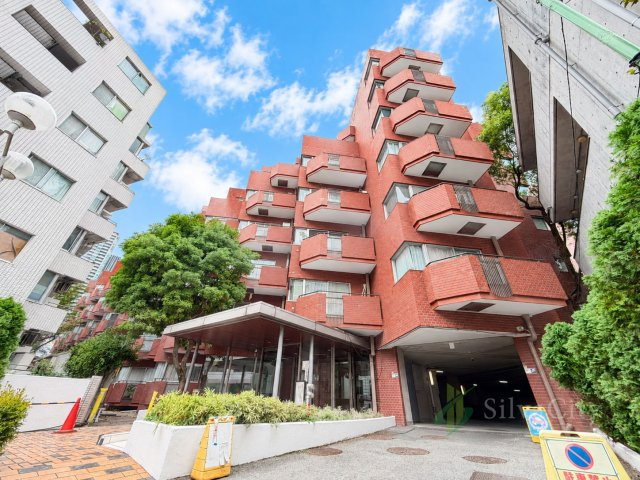 チュリス氷川坂