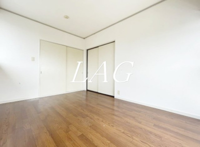 【居間・リビング】 | ヒルトップ大和田 | 洋室のお部屋です。（同仕様です。）