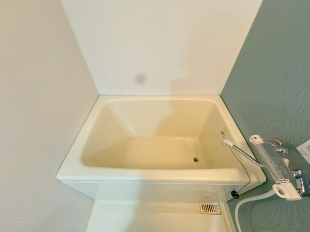 アドバンス新大阪Ⅴの浴室