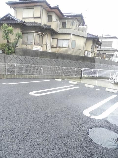 フォレスト　Ⅱの駐車場