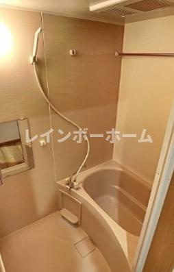 新座市野火止７丁目のアパートの浴室