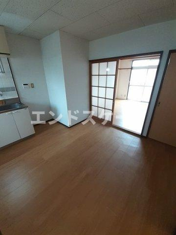田胡ハイツ　Ｂの居間・リビング|高崎、前橋のお部屋探しはエンドスケープまで！お客様の理想お聞かせ下さい♪