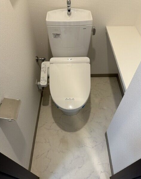 エステムコート名古屋千種グレイスのトイレ
