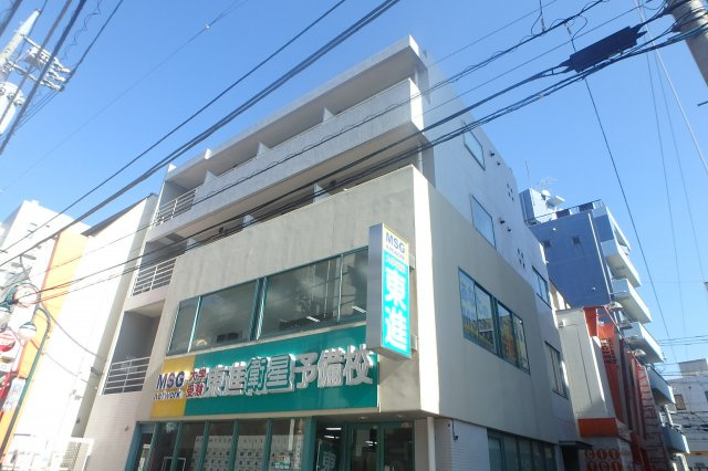サリエンテＳＩビルの外観
