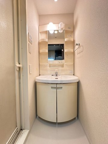 セントパレス大鳥居の独立洗面台