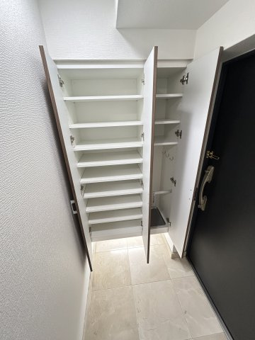 リーガル西長堀Ⅱの収納