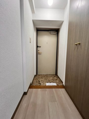 【玄関】
