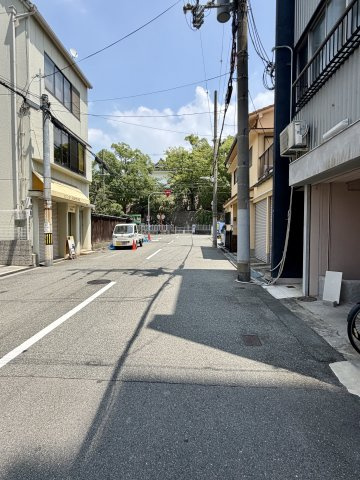 瓦屋町ＴＹビルの周辺