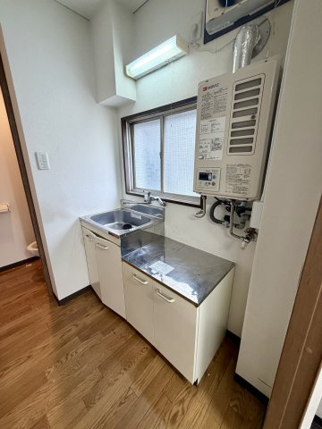 瓦屋町ＴＹビルのキッチン