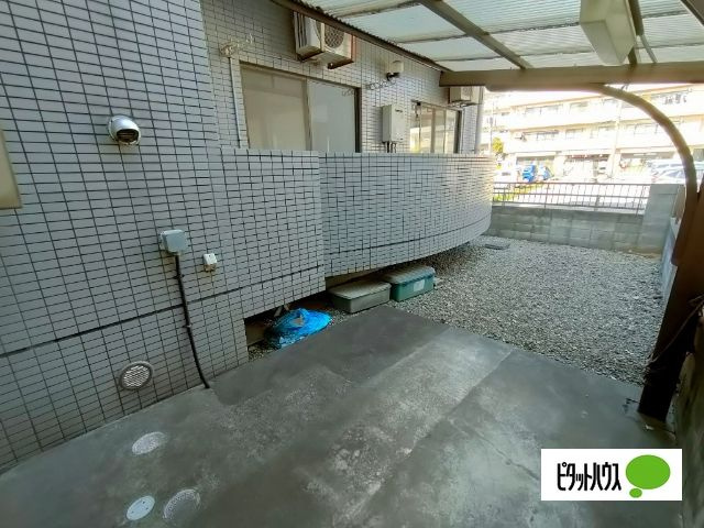 ヨーク津田沼の駐車場
