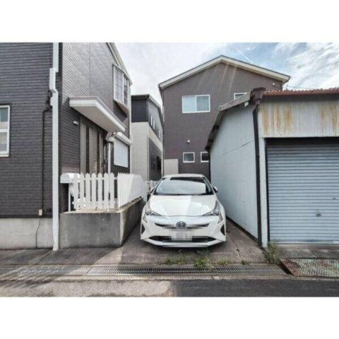 常滑市小倉町5丁目戸建ての駐車場