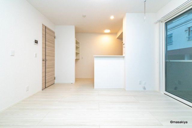 Chambre OSAKAYAの居間・リビング