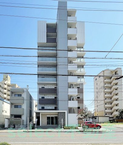 グリーンコート中島の外観