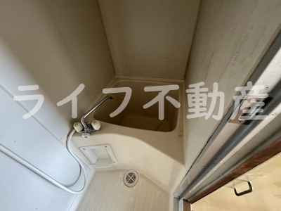 東町コーポの浴室|日々の疲れを癒すお風呂付です
