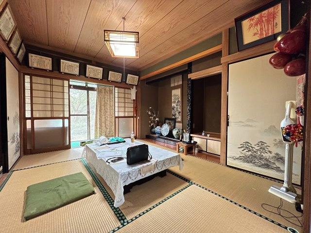 玖珠町大字塚脇　２階建　4LDKの和室