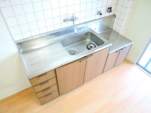 マンションサンプラザ1のキッチン