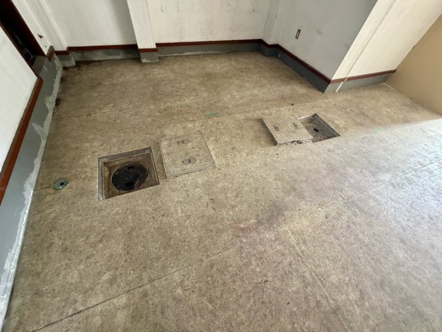 大阪市住之江区浜口東２丁目の店舗事務所の内装