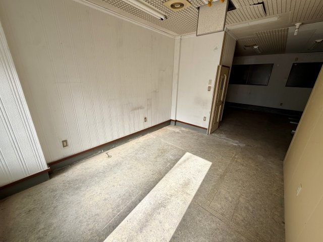 大阪市住之江区浜口東２丁目の店舗事務所のバルコニー
