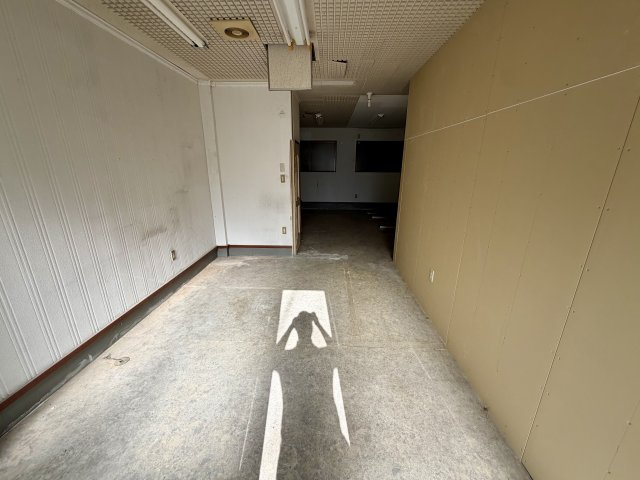 大阪市住之江区浜口東２丁目の店舗事務所の内装
