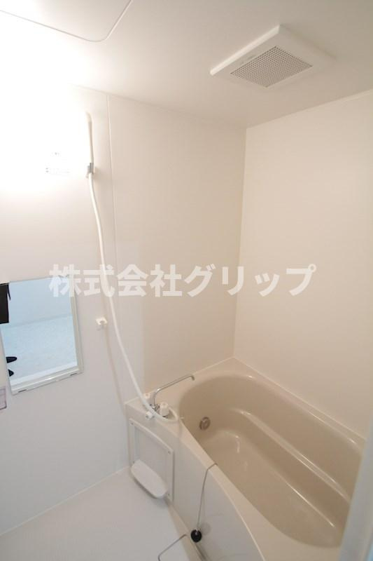 レガーロ石川町の浴室