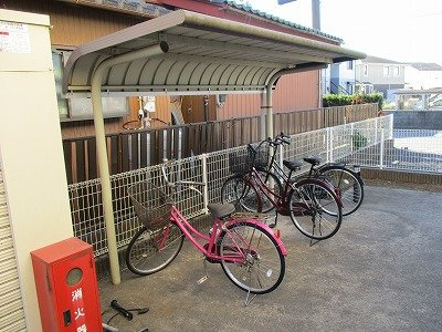 レオパレスル　シェルＡのその他|駐輪場