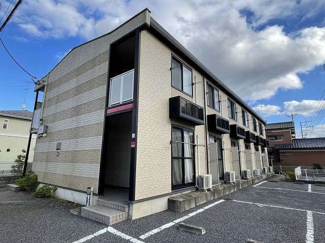 レオパレスル　シェルＡの外観