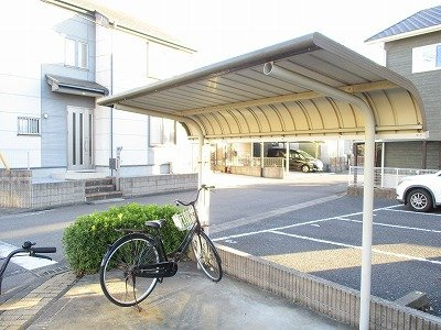 レオパレスプロシードのその他|駐輪場