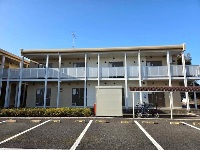 レオパレスケリュスＢの外観
