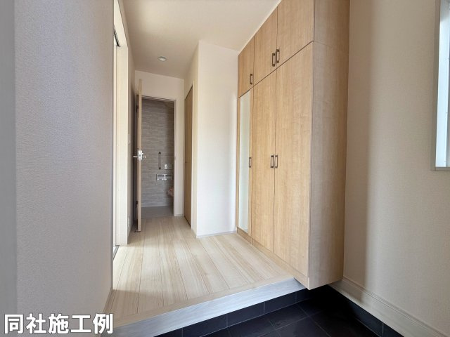 新築戸建　ブルーミングガーデン西つつじケ丘雲仙台2丁目の玄関|同社施工例