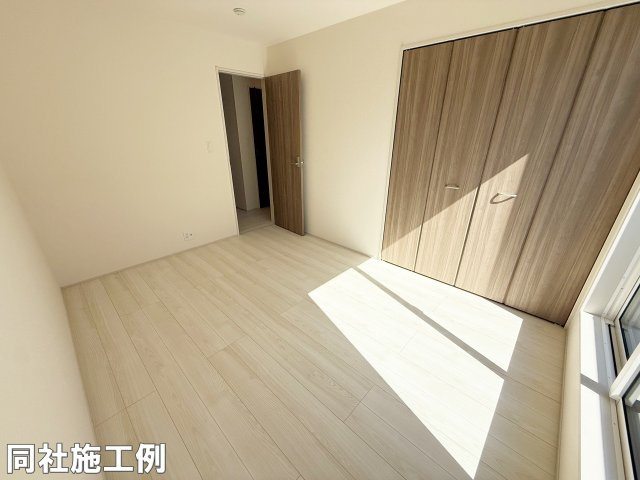 新築戸建　ブルーミングガーデン西つつじケ丘雲仙台2丁目の洋室|同社施工例