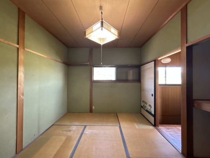 「南向きで陽当たり良好」香南市野市町みどり野3丁目　中古一戸建ての和室|【和室⇒洋室プラン有】明るく風通しの良い居室！ライフスタイルに合わせたリフォームも可能です。