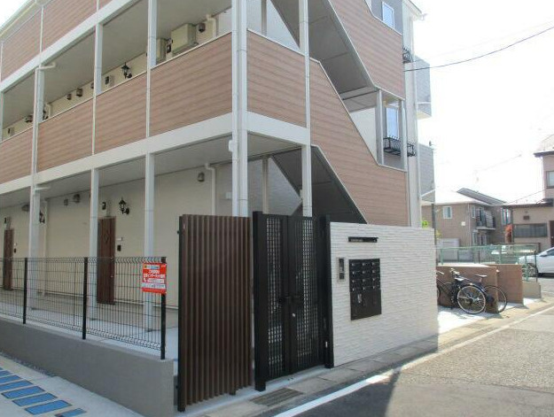 センチュリーオークB棟の外観|外観は落ち着いています