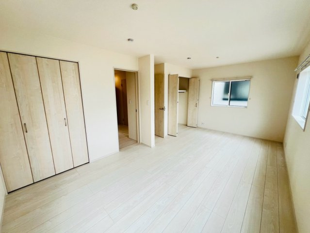 名谷町戸建の寝室