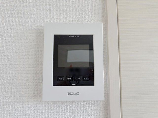 大原野西境谷町3丁目のセキュリティ|モニターで訪問者を確認できるので、知らない人やセールス・勧誘など避けられて安心です！（R8.9撮影）