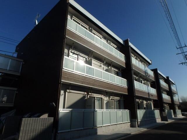 小平市花小金井５丁目の賃貸マンションの外観