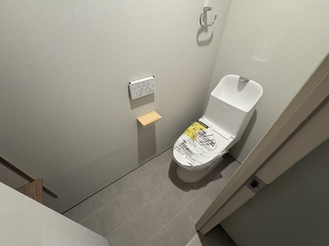 YKハイツ別所町のトイレ