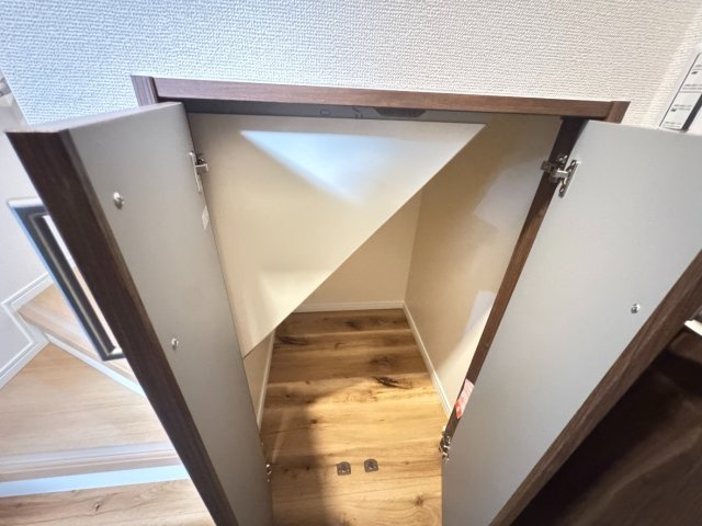 堺市西区太平寺　中古戸建の収納