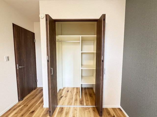 堺市西区太平寺　中古戸建の収納