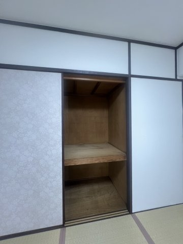 上高丸コーポラスの収納