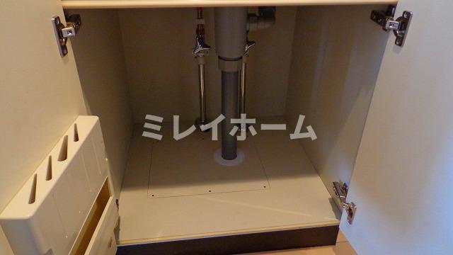 ル・リオン品川二葉の玄関