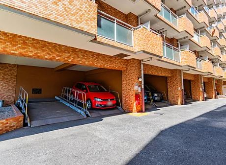 【中古マンション】ライオンズマンション本川越第2の駐車場