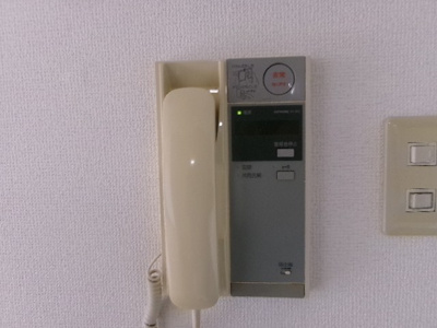 【セキュリティ】 | Salida仲町台/サリーダ仲町台 | 防犯対策に有効なインターホン付きです☆突然の来客にもバッチリ対応できちゃいます☆
