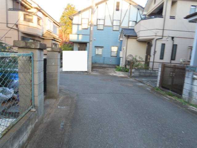 川越市笠幡売地の前面道路含む現地写真