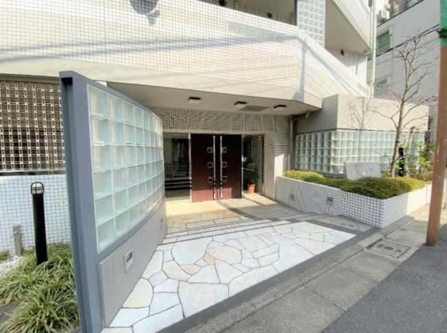 【エントランス】 | カーサフェリス学芸大学