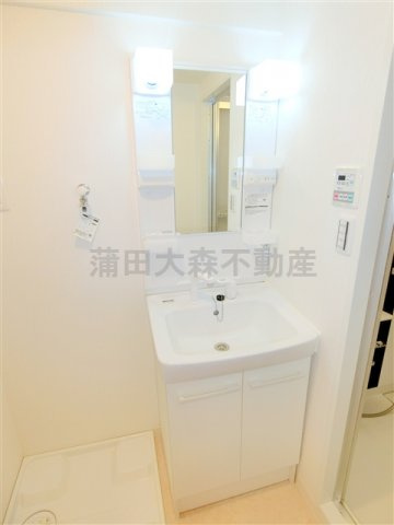 蒲田駅人気賃貸1LDKの洗面所|独立洗面台　洗面脱衣所　洗濯機置き場