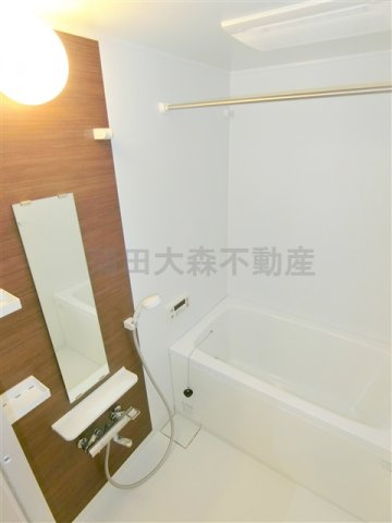 蒲田駅人気賃貸1LDKの浴室|追焚と浴室乾燥機付きのバスルームpお風呂