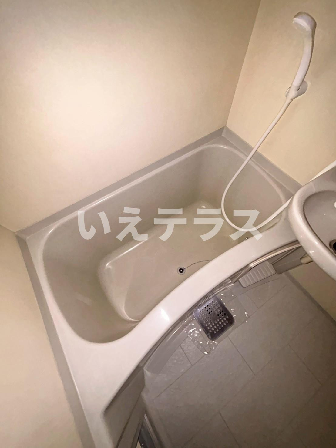 エステムコート神戸西の浴室